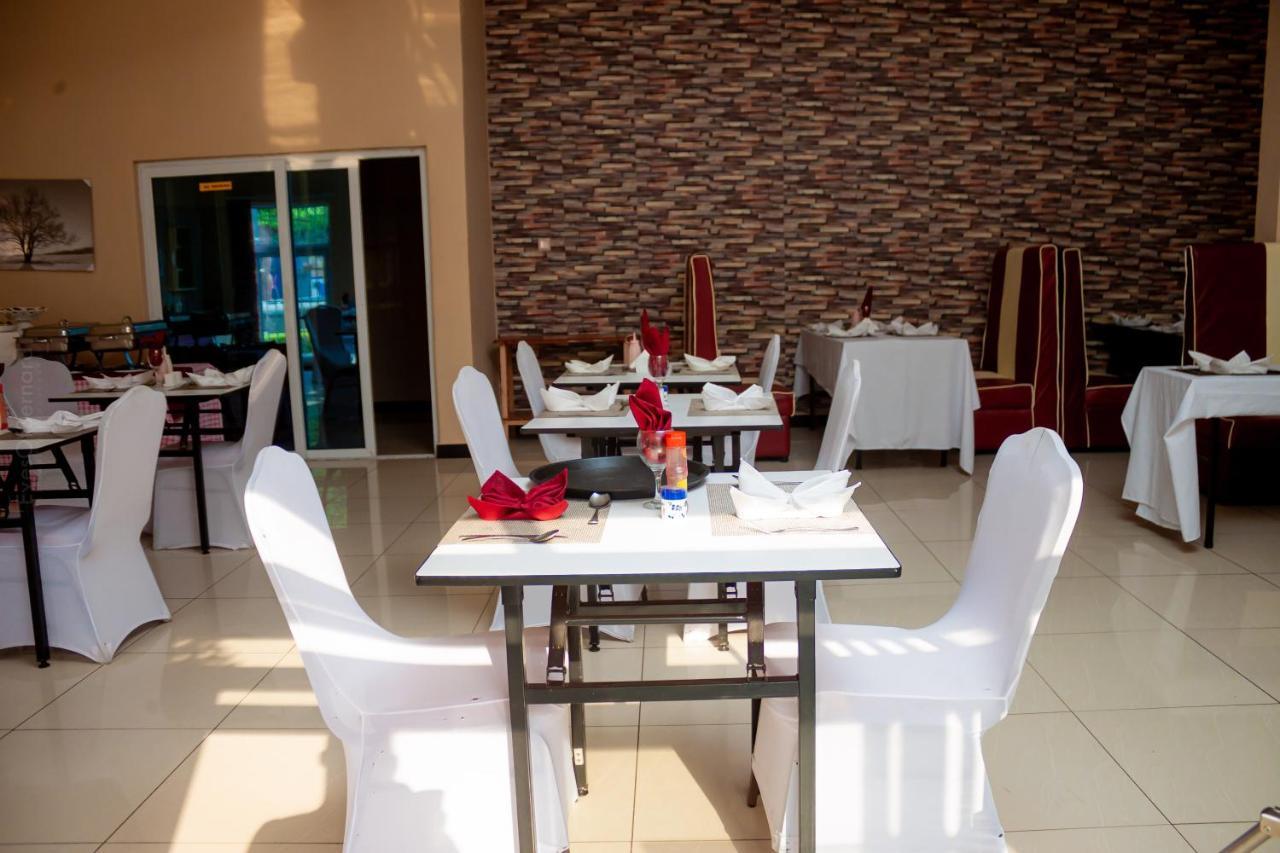 Top Lodge In بلانتاير المظهر الخارجي الصورة